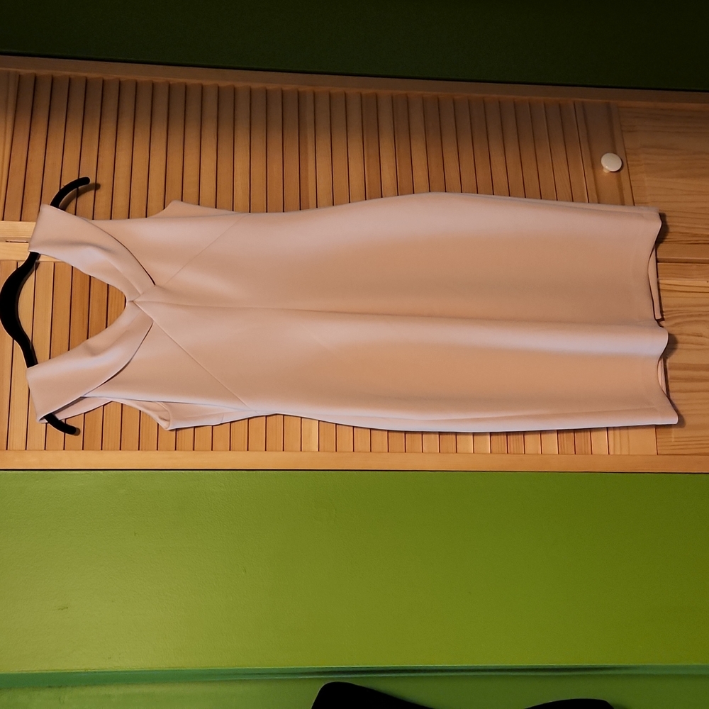 Dress - Picture 5 of 6